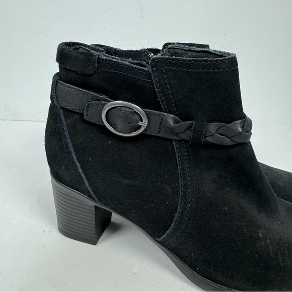 Clarks Bendables Black Leather Suede Round Toe Heeled Ankle Boots Minimalist - Picture 4 of 8